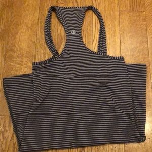 Lily lemon workout top